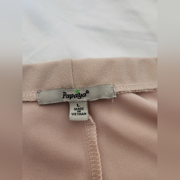 Tan Skorts with tie front - Picture 5 of 6